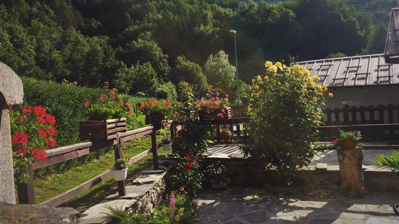 Ferienwohnung La Sauza Usseaux Exterior foto